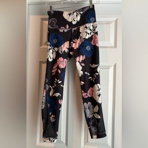Old Navy Black Floral Yoga Leggings